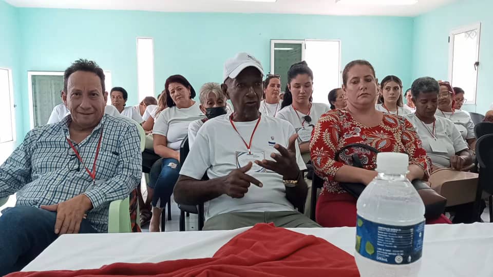 XI Aniversario de Constitución de la Cooperativa No Agropecuaria Contadores Doctor Enrique Arnaldo Rodríguez Corominas 1 taller2