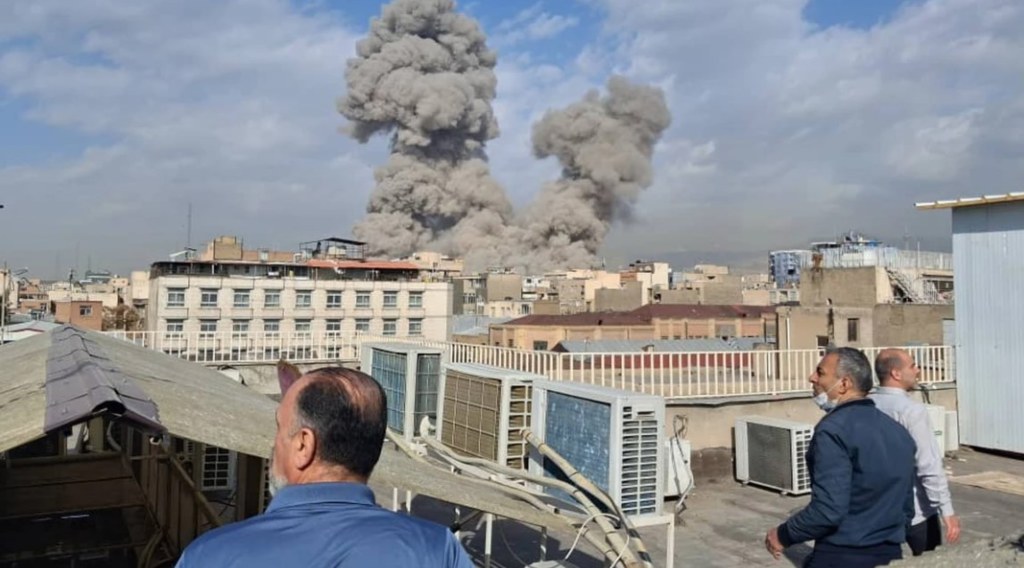 Irán lanza misiles balísticos y drones hacia Israel tras agresión 1 Iran lanza misiles balisticos y drones hacia Israel tras agresion 1